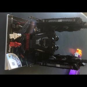 Lego Kylo Rens shuttle set